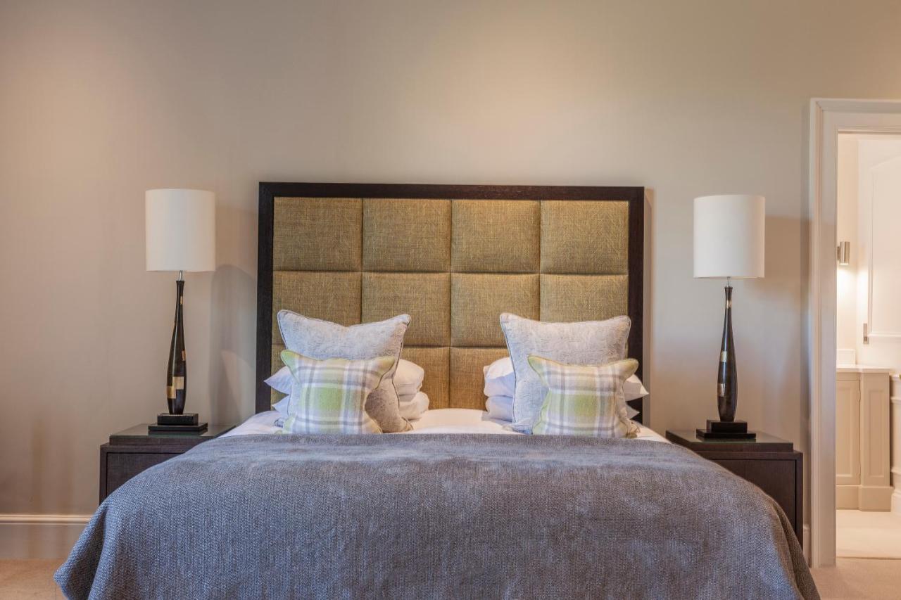 Oatlands Park Hotel Weybridge Εξωτερικό φωτογραφία
