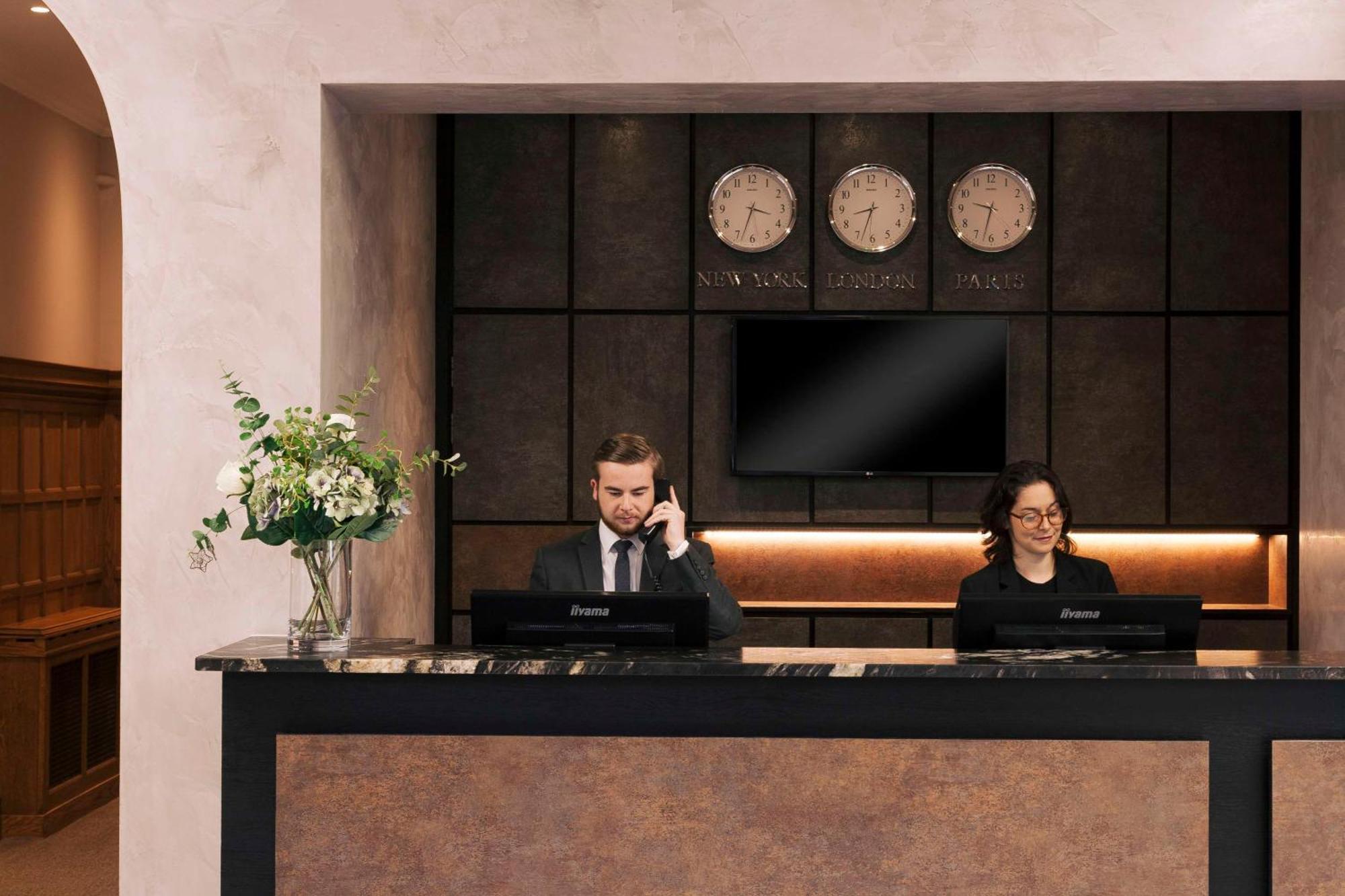 Oatlands Park Hotel Weybridge Εξωτερικό φωτογραφία