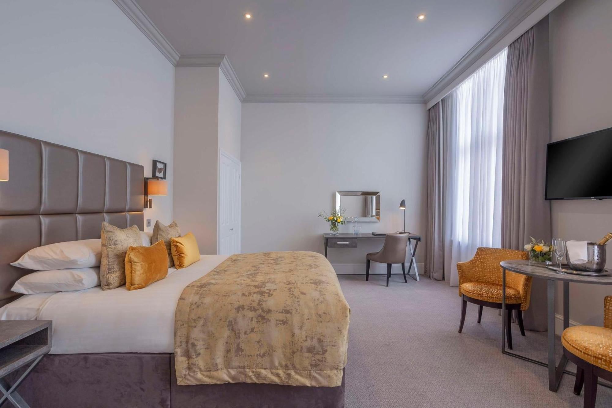 Oatlands Park Hotel Weybridge Εξωτερικό φωτογραφία